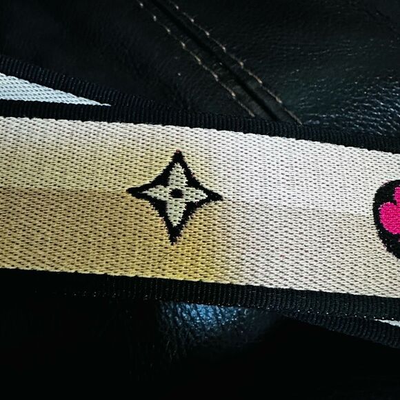 Louis Vuitton Jacquard Strap Black and Pink - Picture 4 of 8